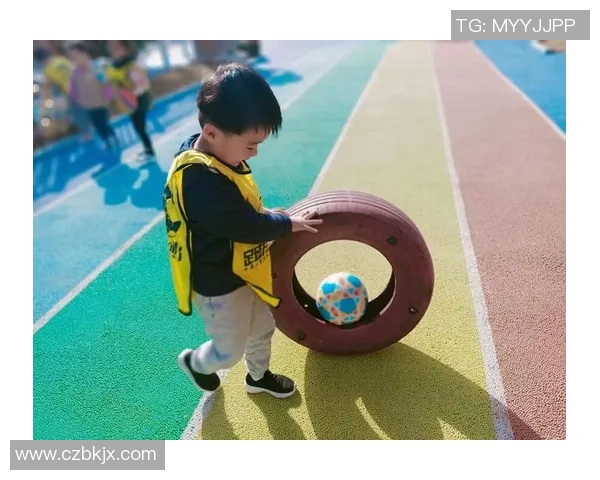 星原小宝足球明星的成长之路与梦想追逐的精彩旅程